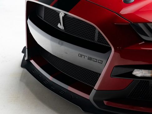 Used 2020 Ford Mustang Shelby GT500 w/ Carbon Fiber Track Pack RWD image 70