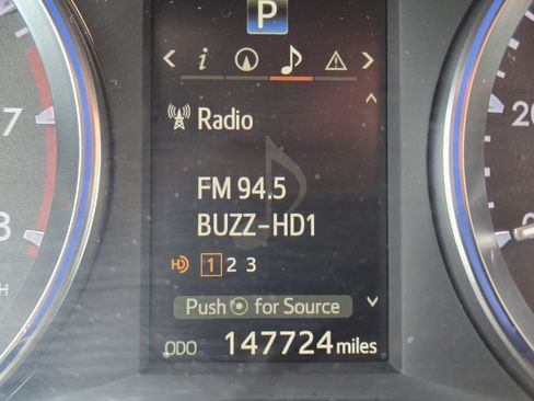 Used 2015 Toyota Highlander XLE AWD/4WD image 23