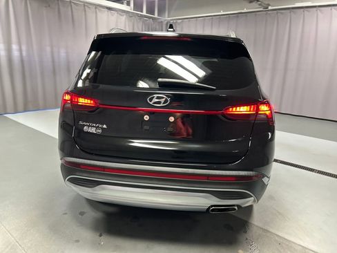 Used 2022 Hyundai Santa Fe SEL w/ Convenience Package image 6
