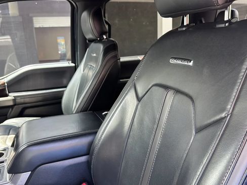 Used 2017 Ford F150 Platinum w/ Equipment Group 701A Luxury AWD/4WD image 15