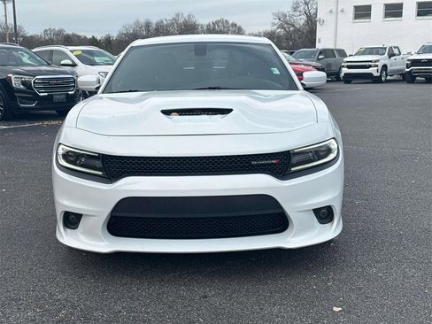 Used 2020 Dodge Charger R/T w/ Navigation & Travel Group image 2