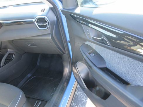 Certified 2024 Chevrolet TrailBlazer LT w/ Driver Confidence Package image 19