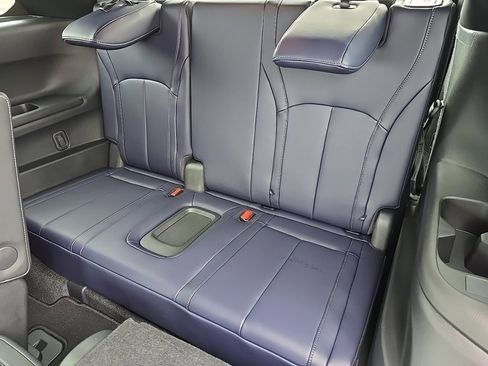 New 2026 INFINITI QX60 Sport image 33