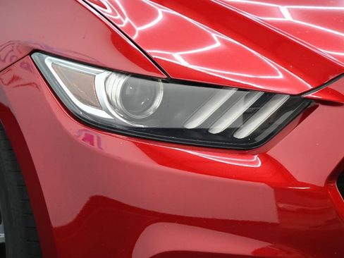 Used 2016 Ford Mustang GT Premium RWD image 9