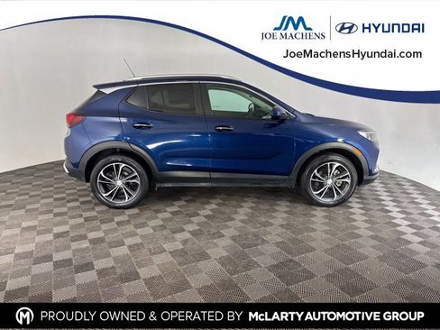 Used 2023 Buick Encore GX Select image 5