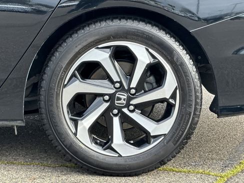 Used 2016 Honda Accord EX image 30