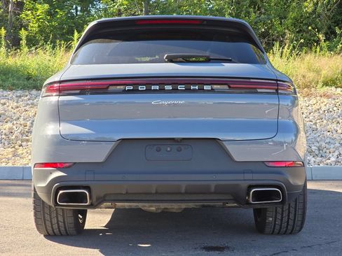 Certified 2026 Porsche Cayenne AWD/4WD image 6