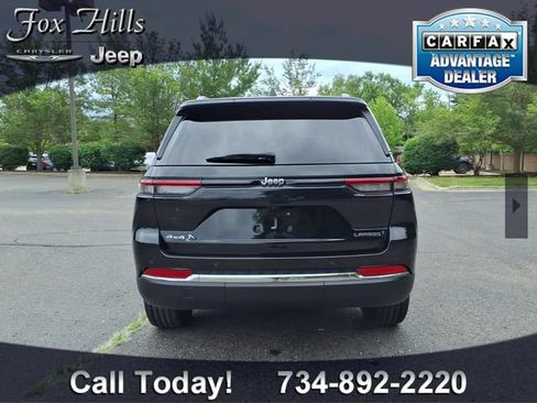 Used 2023 Jeep Grand Cherokee Laredo w/ Luxury Tech Group I AWD/4WD image 7