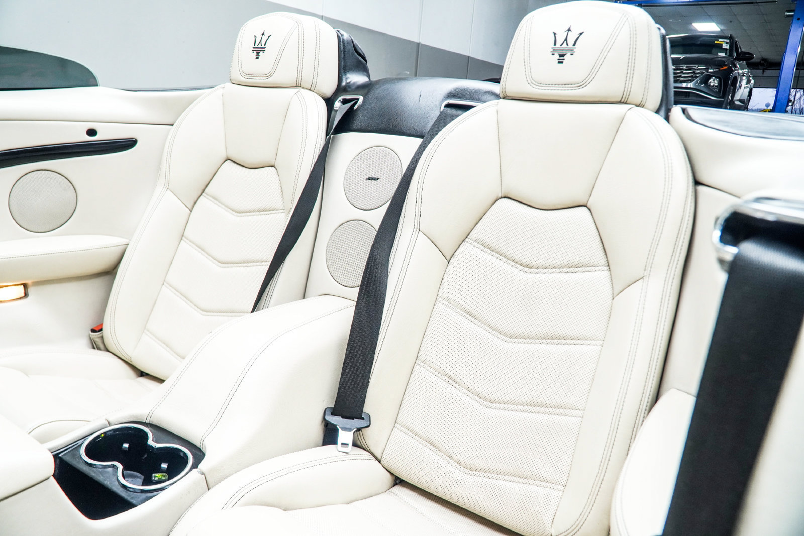 Used 2017 Maserati GranTurismo Sport RWD image 37