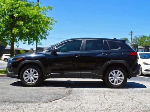 Used 2024 Toyota Corolla Cross L FWD image 6
