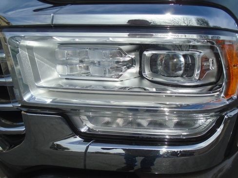 Used 2024 RAM 3500 Limited w/ Safety Group image 19