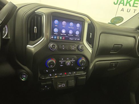 Certified 2022 Chevrolet Silverado 1500 LT w/ Z71 Off-Road Package image 22