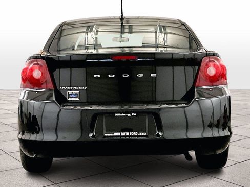 Used 2013 Dodge Avenger SE image 5