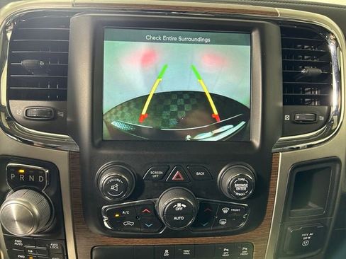 Used 2017 RAM 1500 Laramie w/ Convenience Group AWD/4WD image 23
