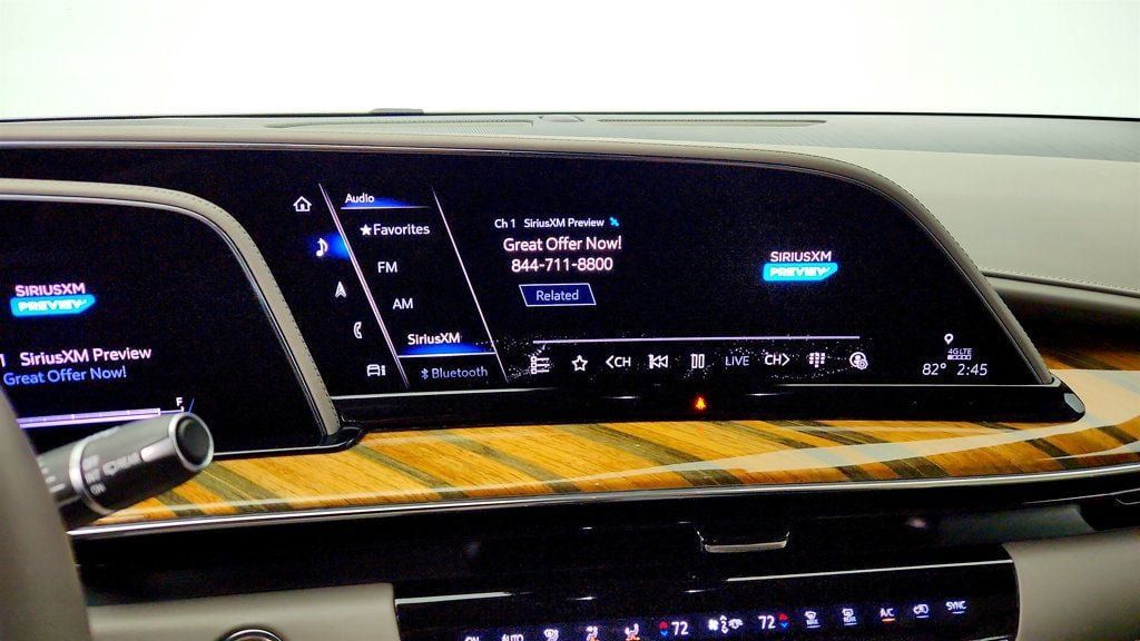 Used 2021 Cadillac Escalade ESV Premium Luxury Platinum RWD image 17