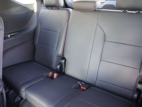 New 2026 Chevrolet Traverse RS image 12