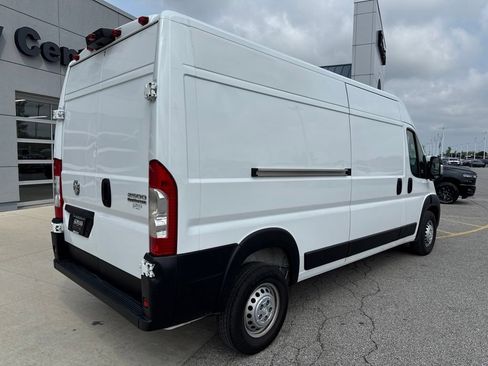 Used 2025 RAM ProMaster 2500 w/ Convenience Group FWD image 5