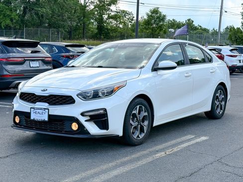 Used 2020 Kia Forte LXS FWD image 3