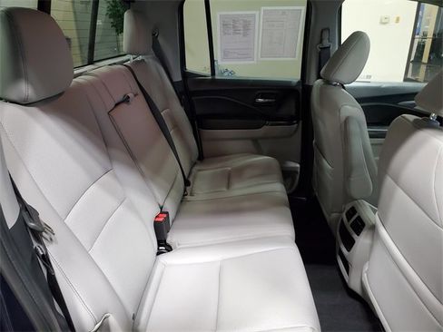 Certified 2023 Honda Ridgeline RTL image 13