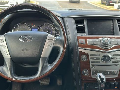 Used 2019 INFINITI QX80 Luxe w/ All-Season Package image 10