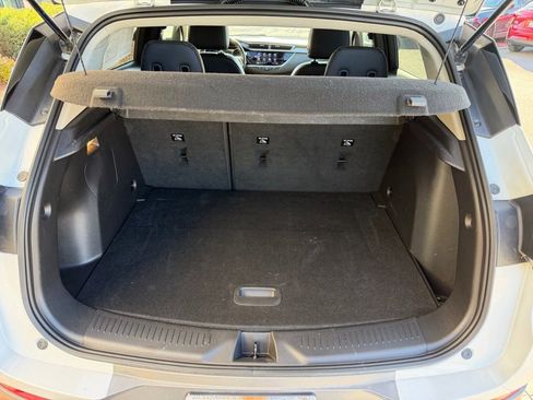 Used 2021 Buick Encore GX Essence image 24