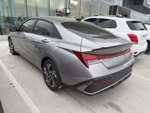 Certified 2025 Hyundai Elantra Sport image 6