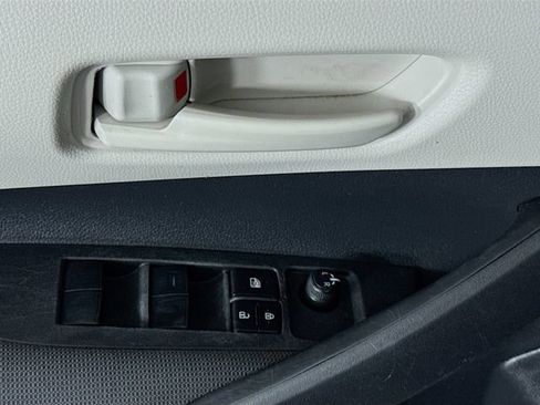 Used 2024 Toyota Corolla LE FWD image 25