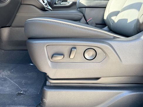 New 2026 GMC Yukon XL Elevation image 14