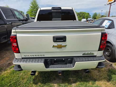 Used 2014 Chevrolet Silverado 1500 High Country w/ High Country Premium Package image 8