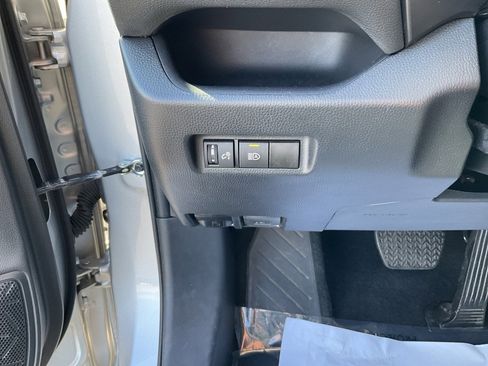 Used 2024 Toyota RAV4 XLE image 6