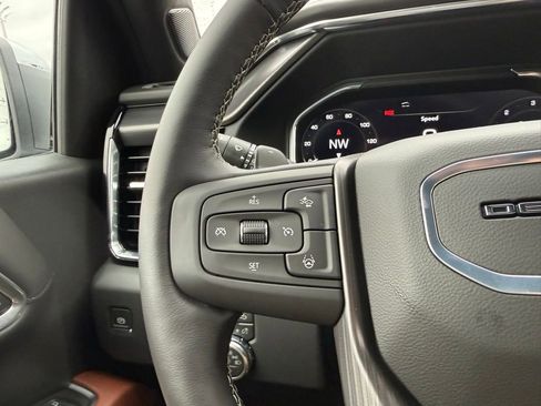 New 2026 GMC Sierra 1500 Denali Ultimate w/ LPO, Black Badging Package image 17