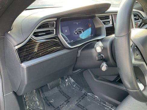 Used 2017 Tesla Model S 75 image 19