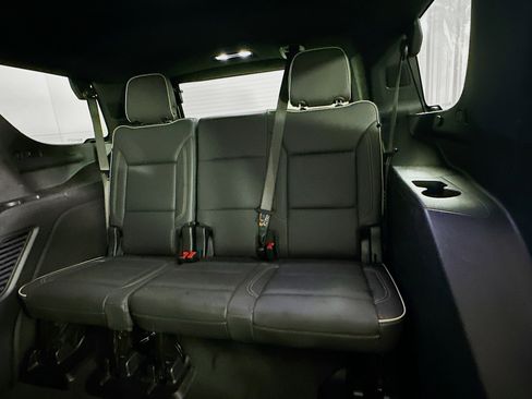 Used 2025 Chevrolet Tahoe Premier image 30