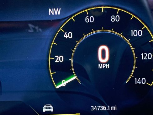 Used 2024 Ford Mustang Premium image 39