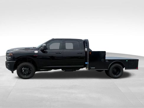 New 2026 RAM 3500 Tradesman AWD/4WD image 2