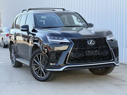 Used 2022 Lexus LX 600 F Sport w/ Accessory Package (Z1) image 2