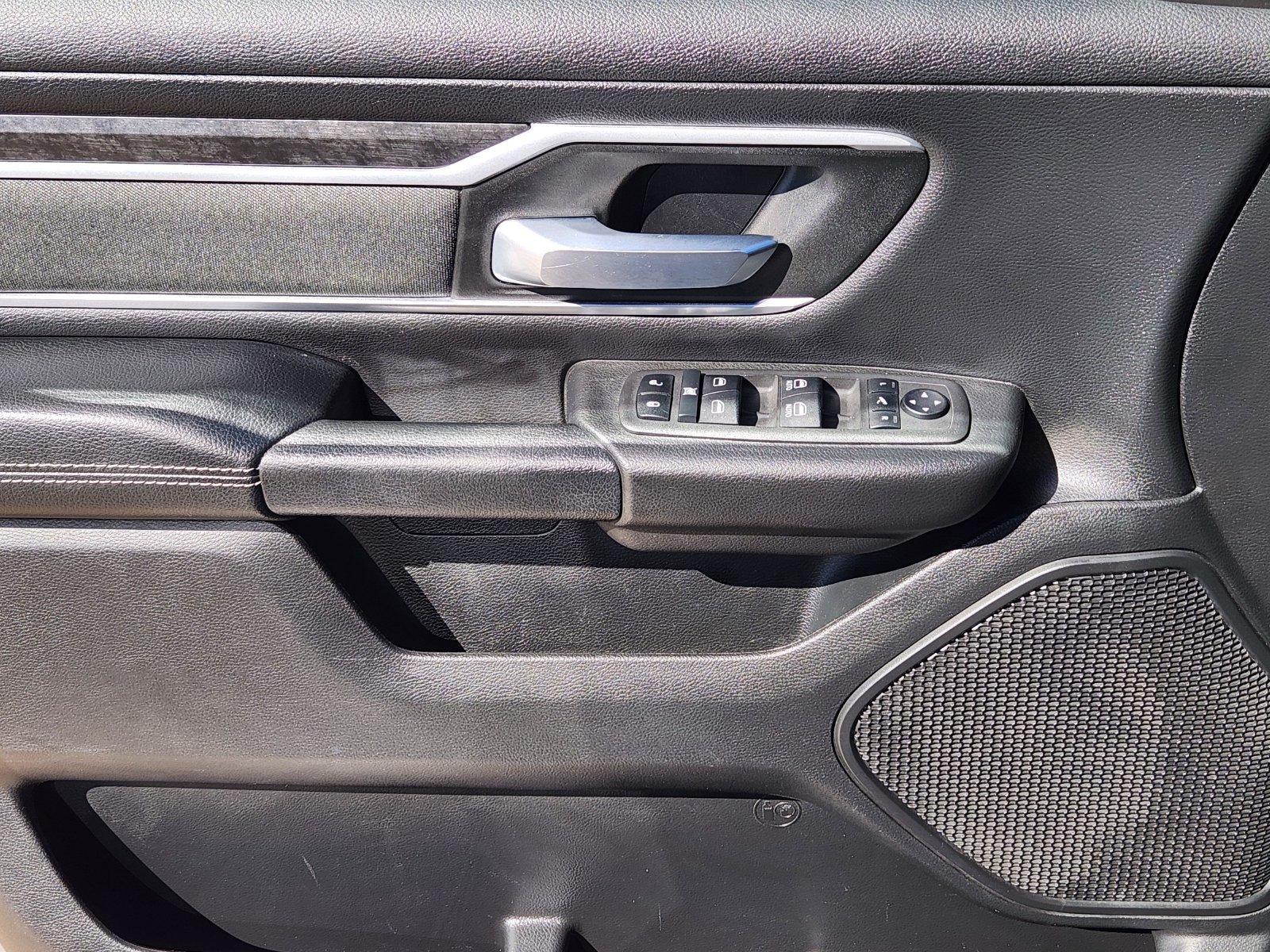 Used 2022 RAM 1500 Lone Star AWD/4WD image 34