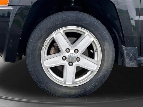 Used 2010 Jeep Patriot Sport w/ Tire & Wheel Group AWD/4WD image 37