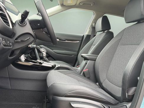 Used 2025 Kia Seltos S image 22