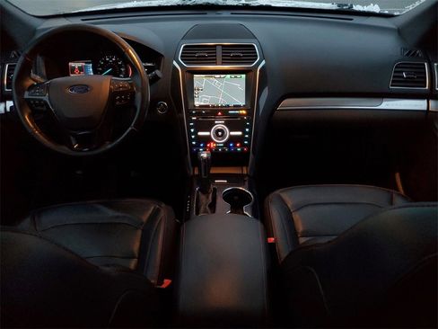 Used 2016 Ford Explorer Sport w/ Equipment Group 401A image 24