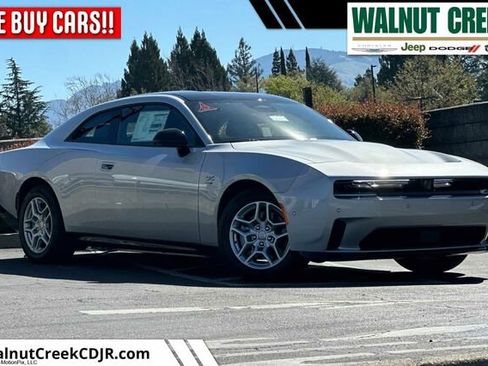 New 2025 Dodge Charger Daytona R/T w/ Quick Order Package 25M R/T image 1