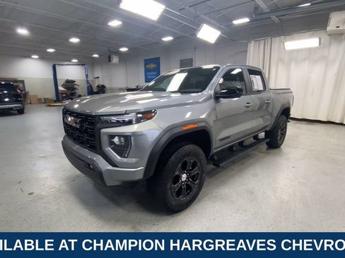 Certified 2023 GMC Canyon Elevation w/ Elevation Premium Package AWD/4WD image 5
