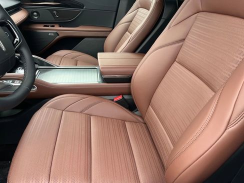 New 2026 Lincoln Nautilus Reserve image 18