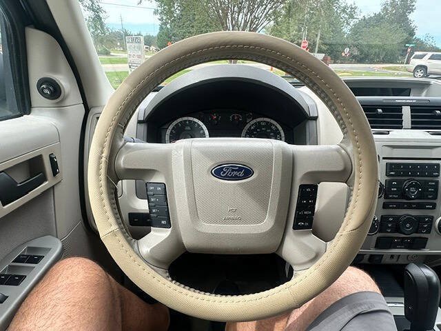 Used 2012 Ford Escape XLT FWD image 13