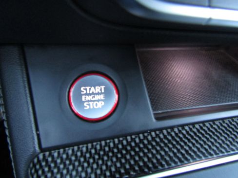 Used 2018 Audi SQ5 Premium Plus w/ S Sport Package image 31