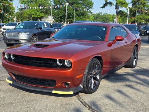 Used 2023 Dodge Challenger R/T w/ Blacktop Package RWD image 5