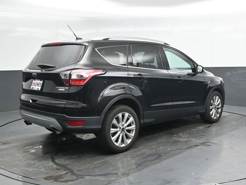 Used 2017 Ford Escape Titanium FWD image 3