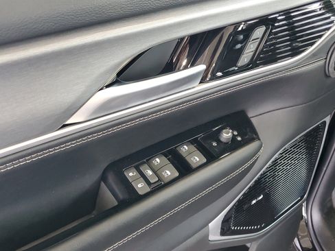 New 2026 Jeep Grand Wagoneer Limited AWD/4WD image 16