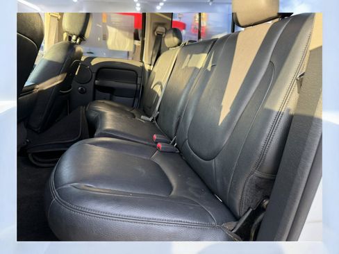 Used 2005 Dodge Ram 1500 Truck SLT image 17