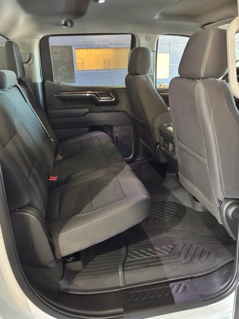 Used 2024 Chevrolet Silverado 1500 RST AWD/4WD image 34